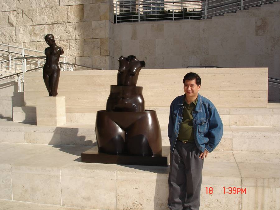 Salah satu scuplture di halaman Getty Museum, LA - 18 Nov 2006
Salah satu scuplture di halaman Getty Museum, LA - 18 Nov 2006
Keywords: Getty Museum