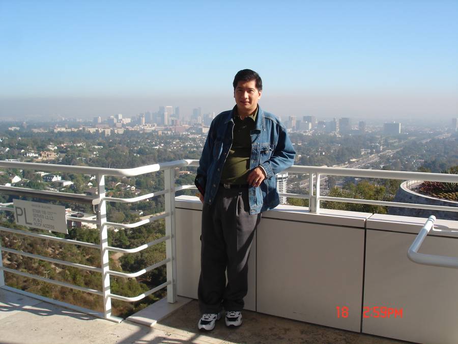 Foto membelakangi Los Angeles City di atas Getty Museum.  18/11/2006
Foto membelakangi Los Angeles City.  18/11/2006
Keywords: Getty Museum