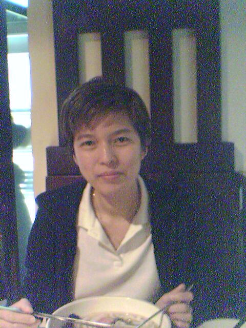 Lindawaty  - 20 March 2006
Lindawaty ex-SMP 2A & 3A sewaktu berkunjung ke Sydney, sedang dinner di Korean Restaurant. Indra bertemu dengan dia.
Keywords: Lindawaty