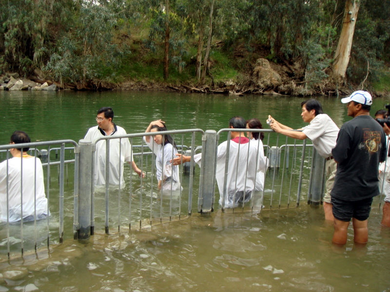 Baptisan di Sungai Yordan
