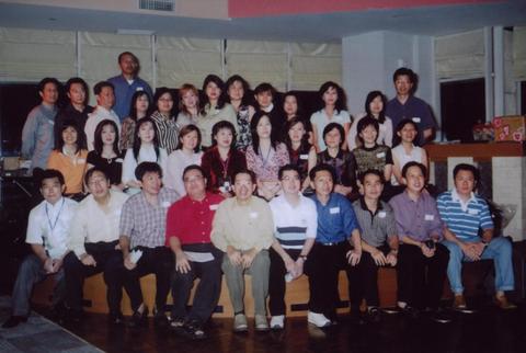 Foto reuni alumni kelas 3A - July 2005
Another shot from different angle (contributed by Yang Nong)
