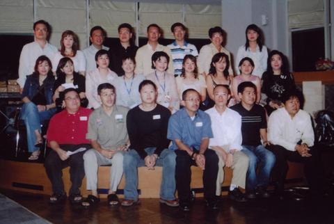 Foto reuni alumni kelas 3B - July 2005
Sumbangan Yang Nong
