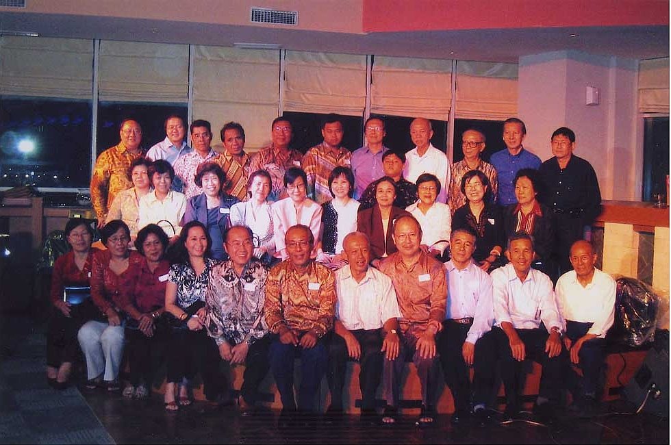 Foto para Guru Kristen Yusuf
Ini adalah foto-foto para guru/ex-guru kita.  Di tengah-tengah kelihatan seperti Kepala Sekolah Yasmin Lantang.  Apakah anda masih mengenali guru anda ?
(foto ini sumbangan dari Yang Nong)
Keywords: Guru Kristen Yusuf