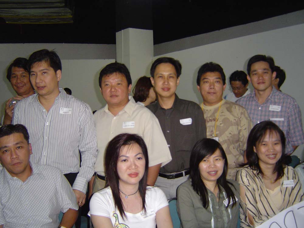 Reuni 15/7/2006
L-R (depan):Susanto, Thing Thing, Henny, Rita Wijaya
L-R (berdiri): Tung Siong, Indra, ?, Cun Bun, Gani Fiandi, Kong Cong (Anyan)                             
